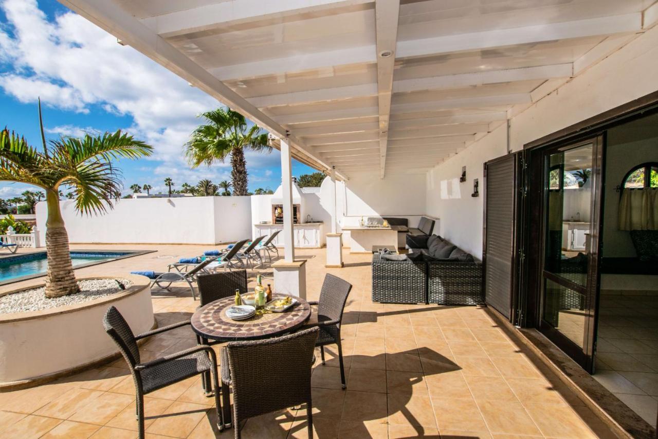 Villa Michelle - Lh114 By Villas Now Ltd Playa Blanca  Eksteriør billede
