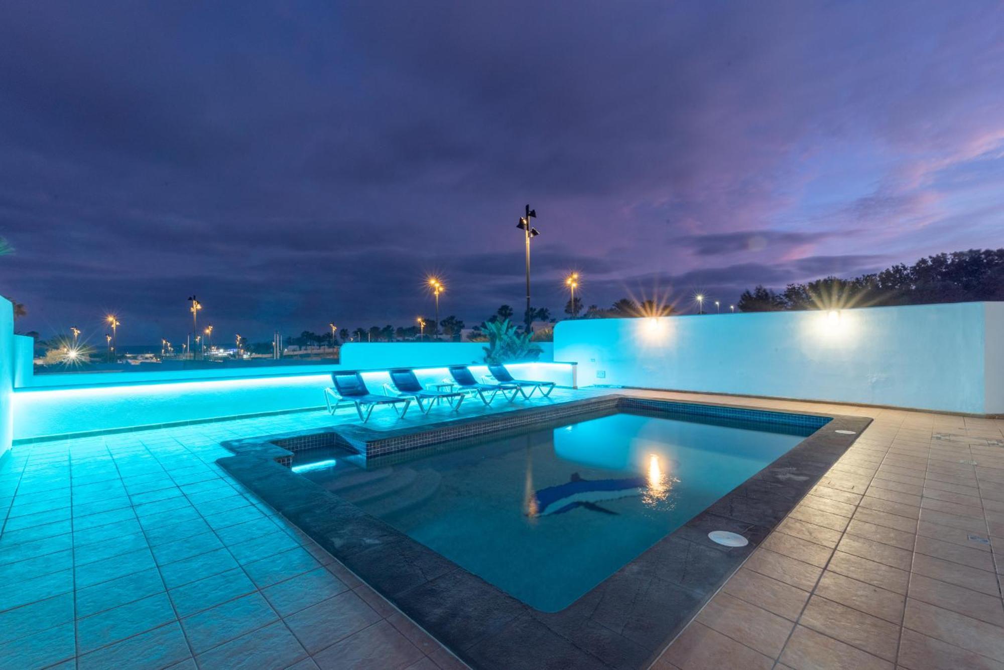Villa Michelle - Lh114 By Villas Now Ltd Playa Blanca  Eksteriør billede