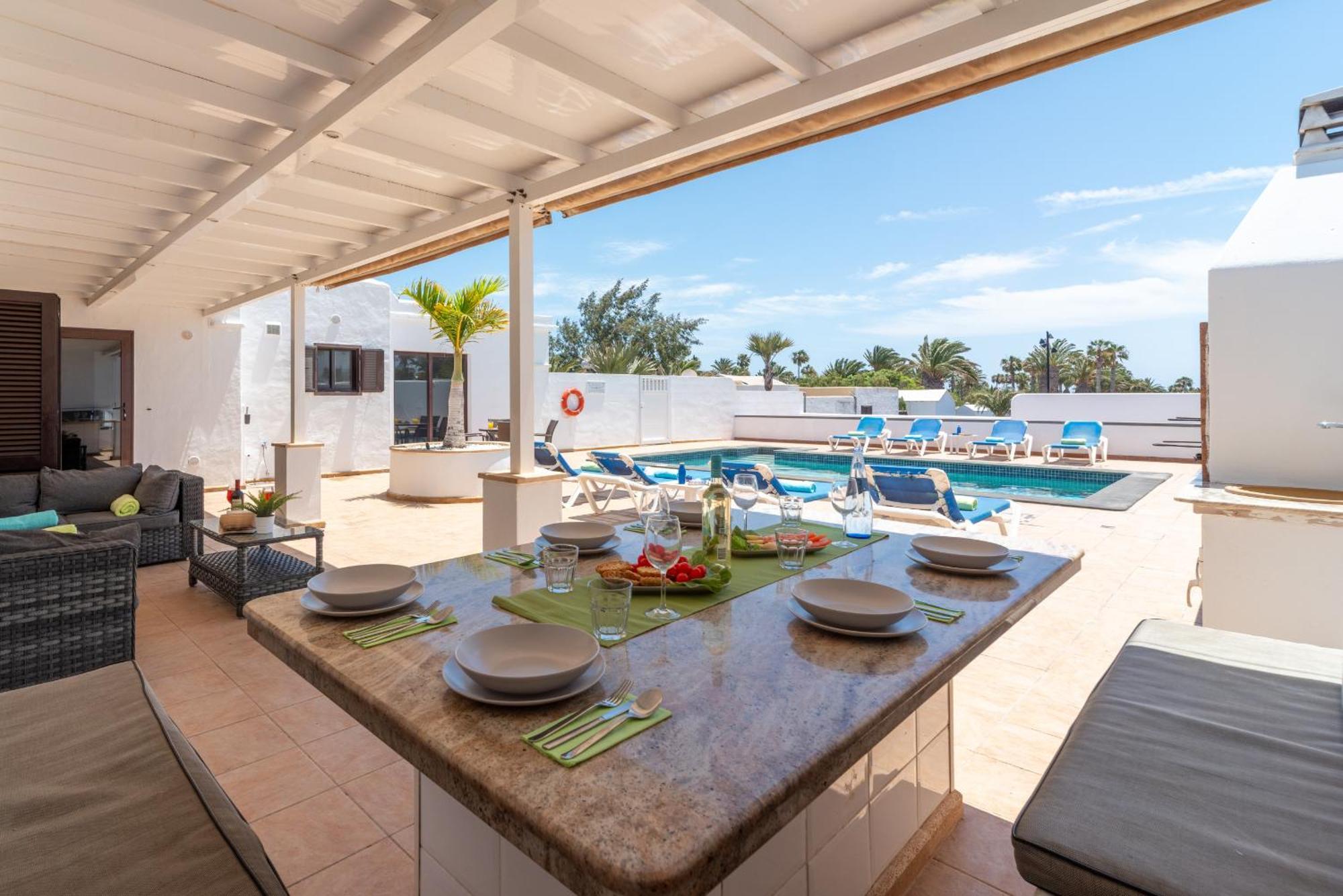 Villa Michelle - Lh114 By Villas Now Ltd Playa Blanca  Eksteriør billede