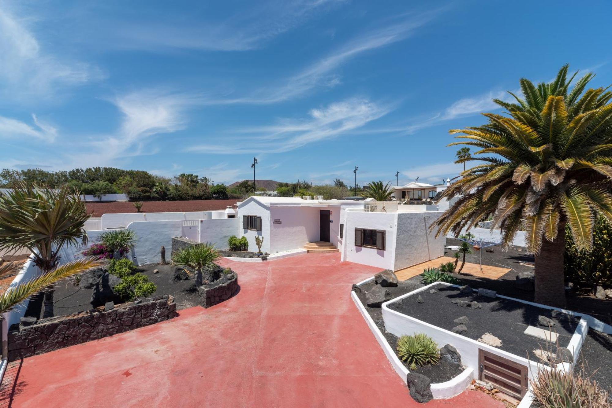 Villa Michelle - Lh114 By Villas Now Ltd Playa Blanca  Eksteriør billede