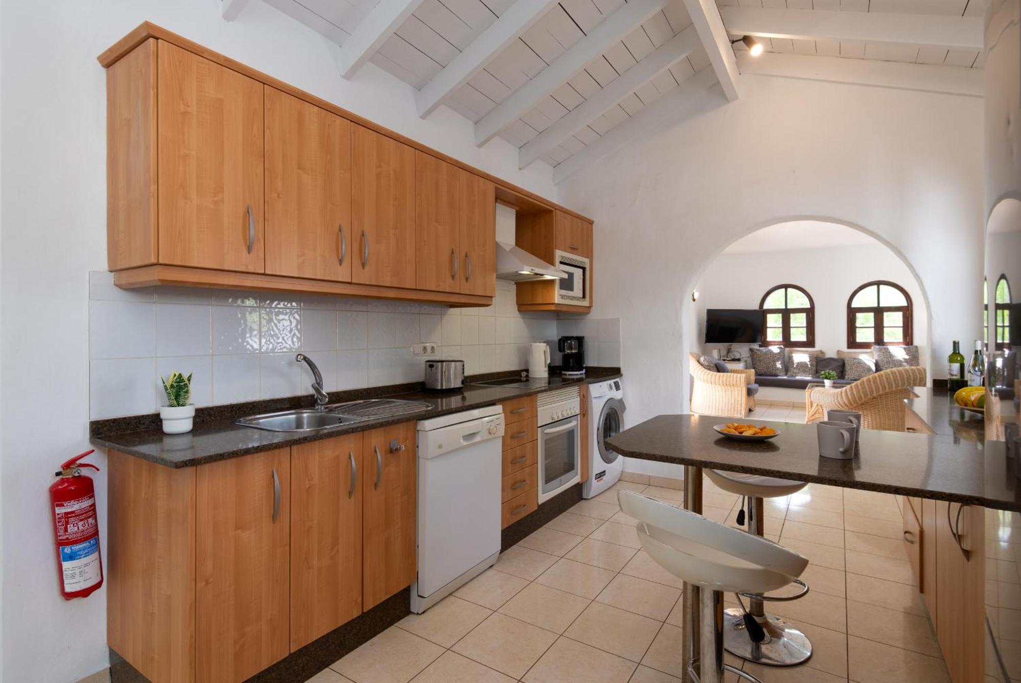 Villa Michelle - Lh114 By Villas Now Ltd Playa Blanca  Eksteriør billede