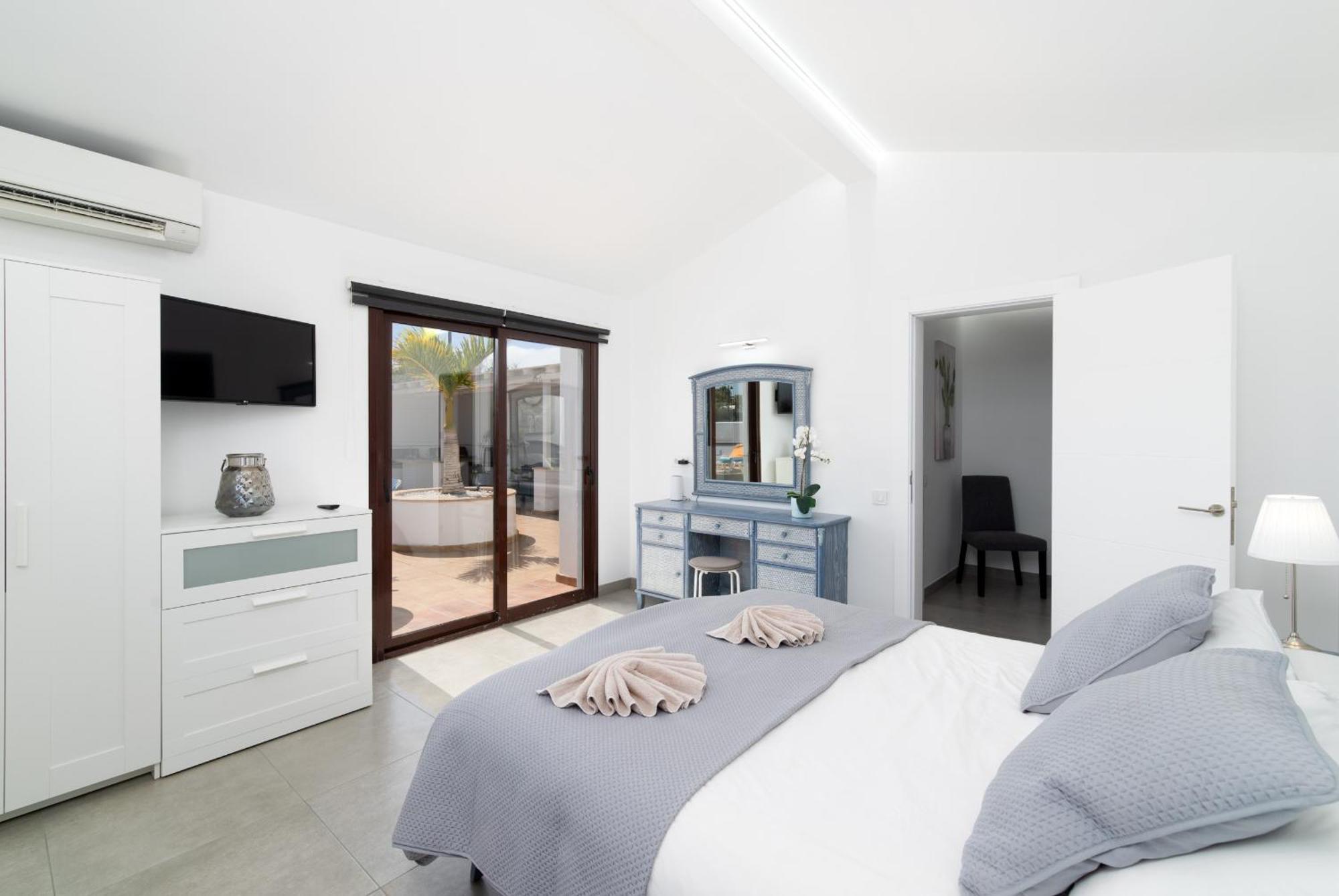 Villa Michelle - Lh114 By Villas Now Ltd Playa Blanca  Eksteriør billede