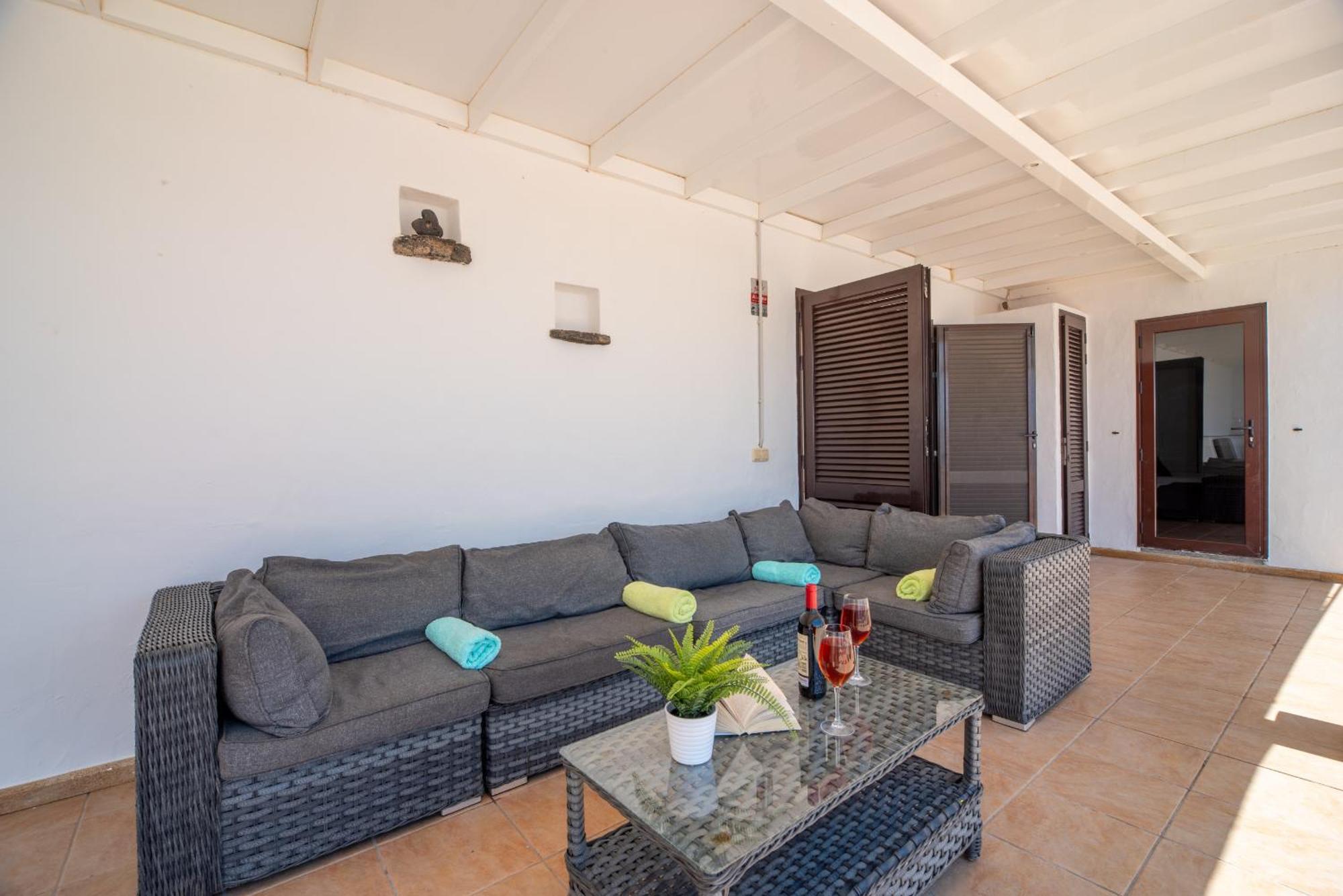 Villa Michelle - Lh114 By Villas Now Ltd Playa Blanca  Eksteriør billede