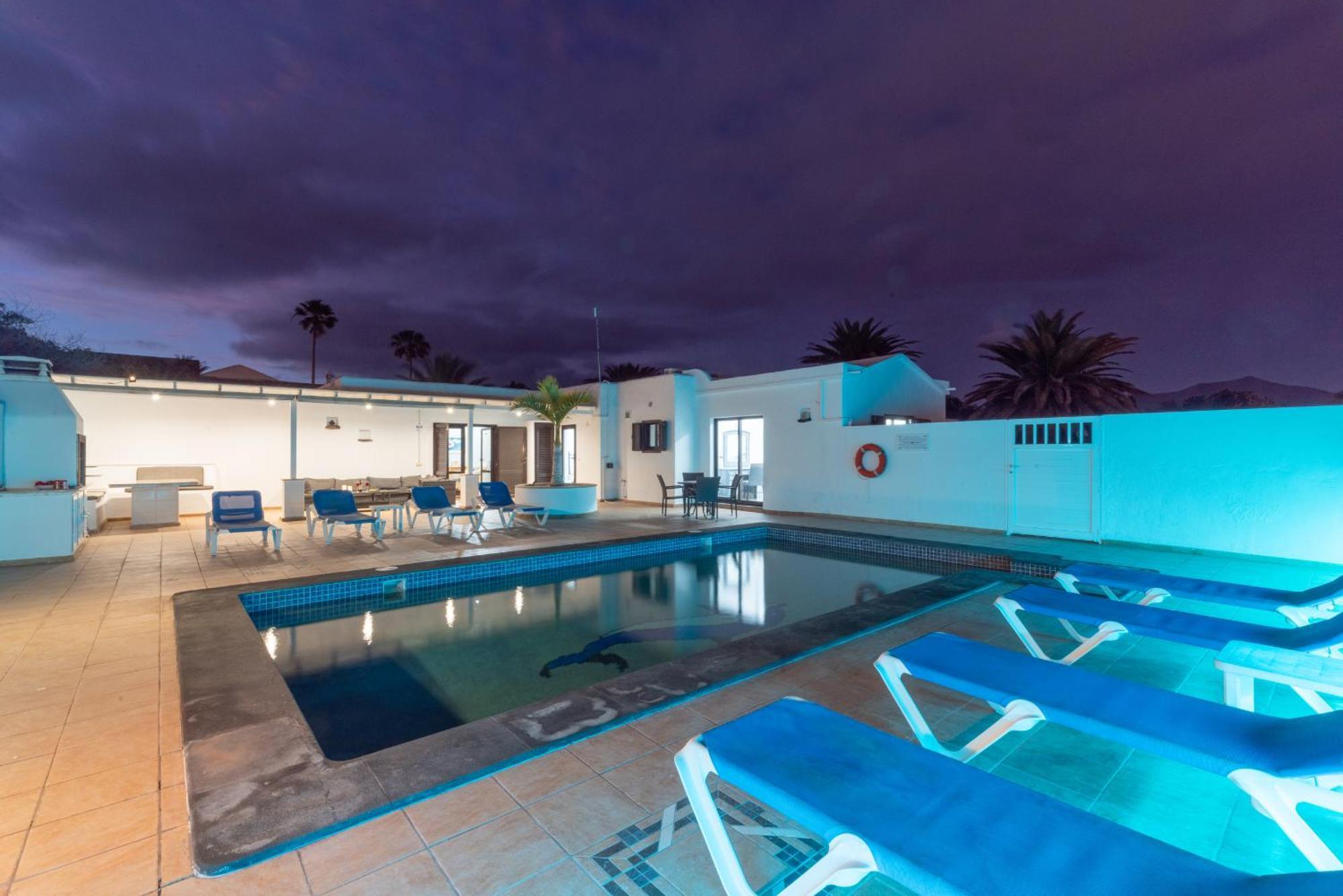 Villa Michelle - Lh114 By Villas Now Ltd Playa Blanca  Eksteriør billede
